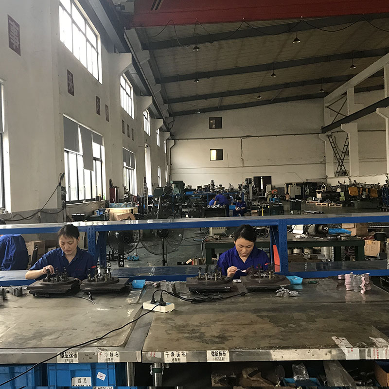 Repararea furcilor de schimbare